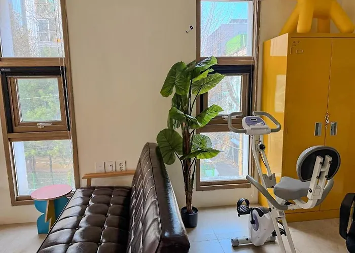 Apartment 301, Atelier Seongsu Riverside Loft Cherry Blossom Road River Airport Bus