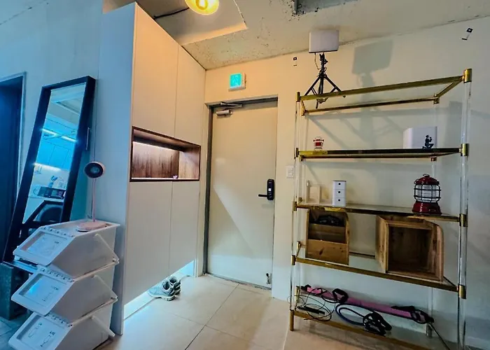 301, Atelier Seongsu Riverside Loft Cherry Blossom Road River Airport Bus * Seoul