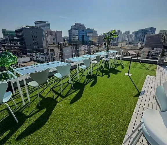 Apartment 301, Atelier Seongsu Riverside Loft Cherry Blossom Road River Airport Bus Seoul