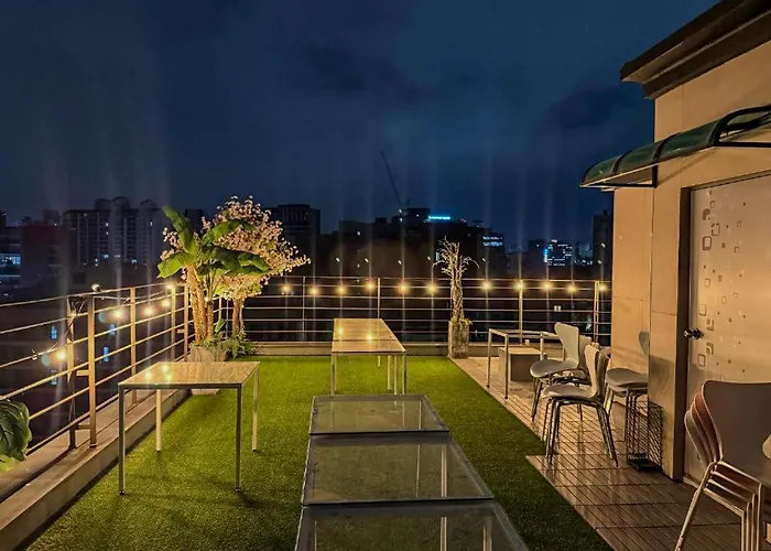 301, Atelier Seongsu Riverside Loft Cherry Blossom Road River Airport Bus Apartment *