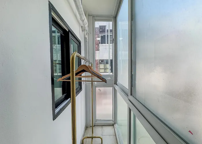 301, Atelier Seongsu Riverside Loft Cherry Blossom Road River Airport Bus Seúl